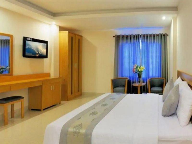 U And Me Hotel Tan Phong Экстерьер фото